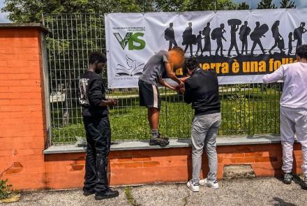 la guerra è una follia bra 4