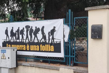 la guerra è una follia bra 2